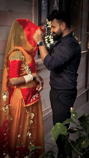 DASU_RAJA 👑🌍 on Instagram: "Rajsthani Status ❤️‍🩹🫶 . . #trandingreels♥️ #viralreels #shortvideo #instagram #gujaratistatus #lovestatus #jaan #jivv #sweetheart #cutewife #lifeline #banna #baisa #barmer #jodhpur #rajsthanistatus #rajsthanilook #rajsthaniculture"