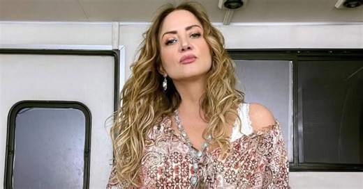 VIDEO: La reacción de Andrea Legarreta en YouTube al verse en la cama con Fernando Colunga en Amanecer