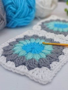 552K views · 8.8K reactions | Crochet This SIMPLE & BEAUTIFUL Granny Square in Minutes! ⏱️✨##crochet #grannysquare #fblifestyle | Crochet Knitting Love | Facebook