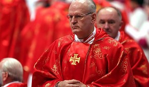 Succession du pape François : qui est Péter Erdo, le cardinal hongrois proche de Viktor Orbán ?