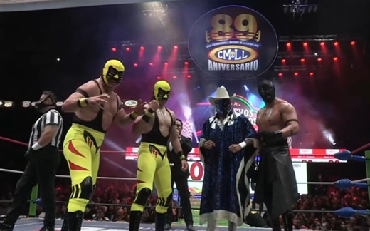 【CMLL】Panterita del Ring父子 vs. Blue Panther父子 (2022.09.23)