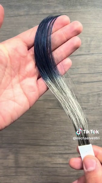 Transformación de cabello azul: ¡todo tipo de colores!