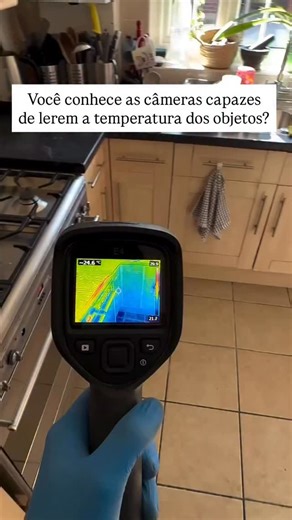 Matheus Borges👷🏻‍♂️ on Instagram: "Na engenharia, diversas aplicações tem elementos com temperaturas diferentes. E isso pode ser usado ao nosso favor. Neste vídeo mesmo, temos uma leitura de um trecho com vazamento, em que a água está em uma temperatura diferente do solo, possibilitando assim a identificação do local específico do vazamento. Legal, né?"