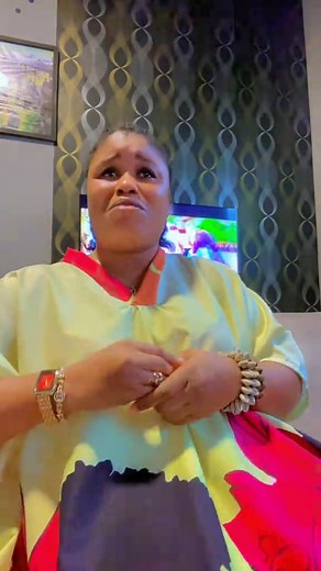 Why Men Should Avoid Buying Pants for Their Girlfriends