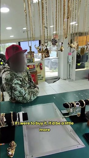 See How Much This Pawn Shop Offers for gold after customer came in looking for a loan! #gold