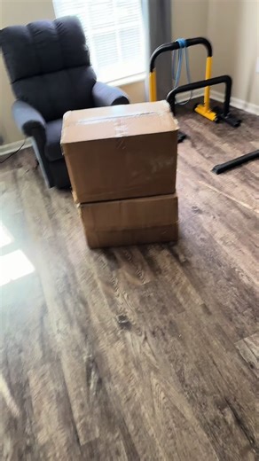 Tricep extensions at home! You don’t need a cable machine to do tricep extensions. You can get them done either way with just two buckets, boxes, stacks of books, etc. The pike extensions will work the long head of the triceps just like a cable overhead extension. To make the exercise harder, use a lower box or elevate your feet. You can also wear a backpack or weighted vest. #calisthenics #streetworkout #gymtok