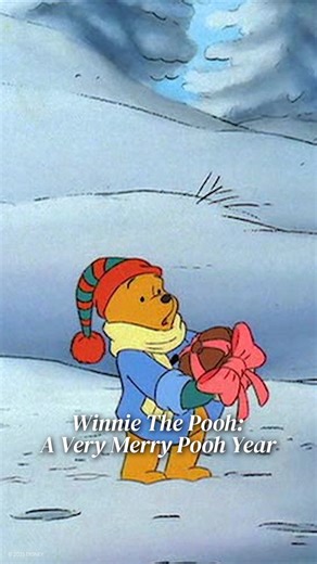 Cosy Christmas comfort awaits 😌🎬 | Disney