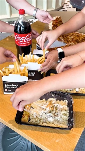 Feast mode activated! 🍕🍗 Snag Landers Central’s Super Crazy Feast for just ₱999 per bundle! Whether you’re team pizza or team chicken, get ready for merry bites and massive savings. #landersph #LandersSuperstore #SuperCrazySale #LotsToLoveAtLanders | Landers Superstore