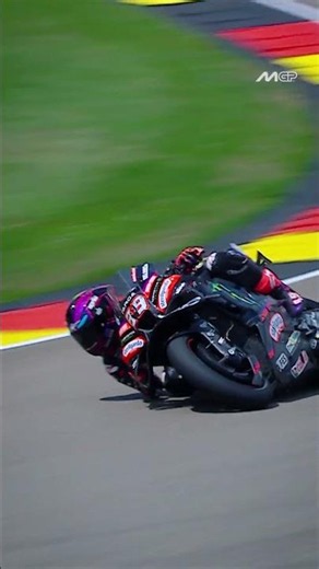 Martinator and Pecco scrap it out ⚔️