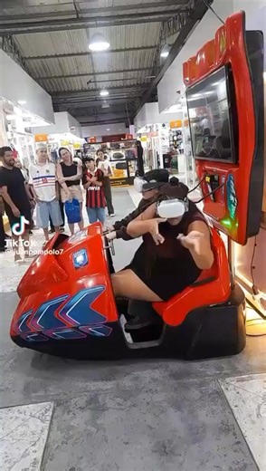 A esto se le conoce como “fenómeno psicosomático”. La mente sobre el cuerpo, a menudo descrita como la conexión mente-cuerpo o el fenómeno psicosomático, se define como la influencia directa que los pensamientos, emociones, creencias y actitudes tienen sobre las funciones fisiológicas y la salud física. Esta relación implica que los estados psicológicos (estrés, positivismo) pueden mejorar o deteriorar el funcionamiento corporal, reflejándose en síntomas físicos o estados de bienestar. Sin embar