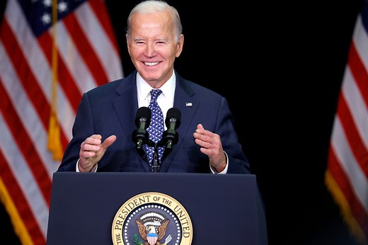1.7K views · 136 reactions | President Joe Biden 'willfully retained and disclosed' classified records while he was a private citizen, according to a new report. The special counsel, however, declined to charge the president. https://bit.ly/3SA7MRv | USA TODAY | Facebook