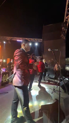 "EL AÑO VIEJO" en la voz de Yai. Seguimos bailando Venezuela! | Billo's Caracas Boys oficial