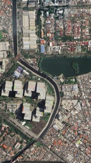 The reason why the land in Jakarta is sinking by 25cm every year