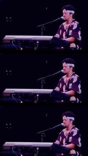 Bruno Mars Leads 50,000 in Jakarta Singing 'Die With a Smile'