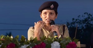 Bharuch SP Shobha Bhutada’s Story Is All About Staring Square At Your Fears & Not Flinching - ScoopWhoop