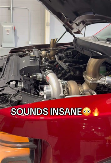 The Raptor R sounds INSANE! Dyno pull with the open wasn’t a good idea lol.. it ripped all the factory hood heat shield from the pressure coming off the turbos😳 Tomorrow is when we share ALL dyno numbers!! #fordraptor #trucks #boosted
