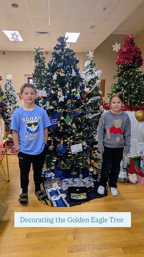 O.M. Tiffany students and teachers decorated the Golden Eagle Tree this weekend for the Festival of Trees! Stop in this week and check it out! 💙🎄💛 | Aberdeen School District