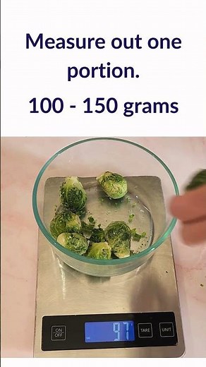 How to Quickly Cook a Single Serving of Frozen Vegetables in the Microwave