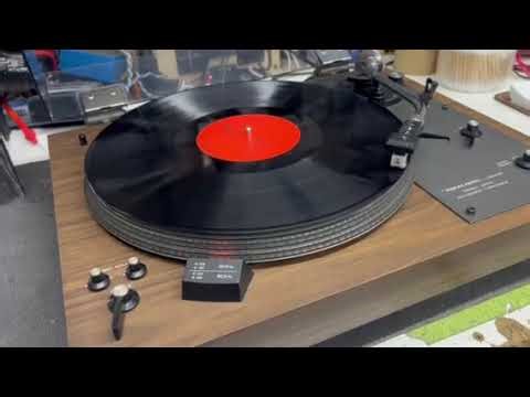 Realistic LAB-400 Direct Drive Turntable