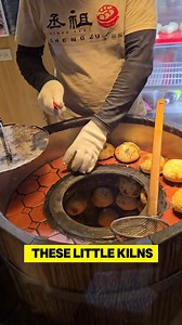 Trying taiwanese street food 😍 | Yellow Productions Travel Guides