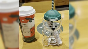 "Okay, this is the new labubu, bro." Starbucks's new adorable holiday cup, "Bearista," hit the shelves and coffee fans can't get enough. | Knoxville News Sentinel