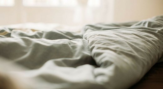9 astuces qui marchent à tous les coups pour bien nettoyer sa couette à la maison