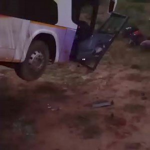 Intercape Accident between Peddie and PE. This allegedly happened 2am and the passengers are still waiting for the replacement bus to continue with there trip | SA Trucker
