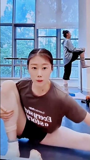 Dance Student Showdown: Mastering Basics in a Class Snap