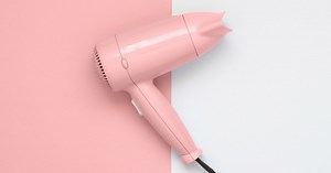 Comment utiliser un sèche-cheveux en respectant votre chevelure ?