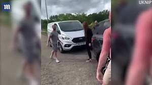 Grown men openly brawl on the side of the M20 in shocking road rage fight