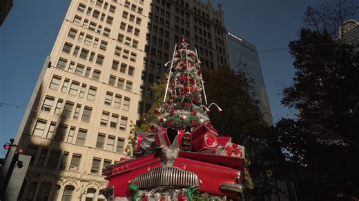The 2025 Downtown Stocking Stroll Festival is almost here! ✨🎄 Join us on December 20 from 2–5 PM for one of our favorite Downtown holiday traditions, a festive stroll through the city filled with treats, lights, and family fun. Visit more than 30 Downtown merchants for holiday goodies, then head to Main Street Garden for the full festival experience: 🎁 Local artisan markets�☕ Hot cocoa stations�🚂 Train rides�⛸️ Ice skating at the CultureMap City Rink�🎅 Photos & storytime with Santa�🎶 Christ