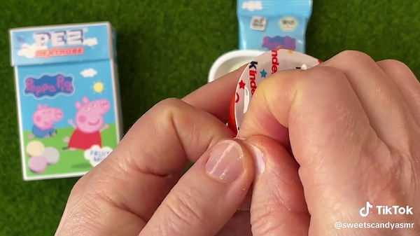 Lots of candies - Peppa Pig - Kinder Joy - ASMR - Candy Unboxing - Lollipop unwrapping - Candy opening - Chocolate - Unpacking candies - Kinder candies #chocolate #candyopening #candyasmr #unpackingsweets #asmrcandy #unpackingsweets #asmrcandy #lotsofcandies #somelotsofcandy #kinderjoy #pez #peppapig #peppawutz