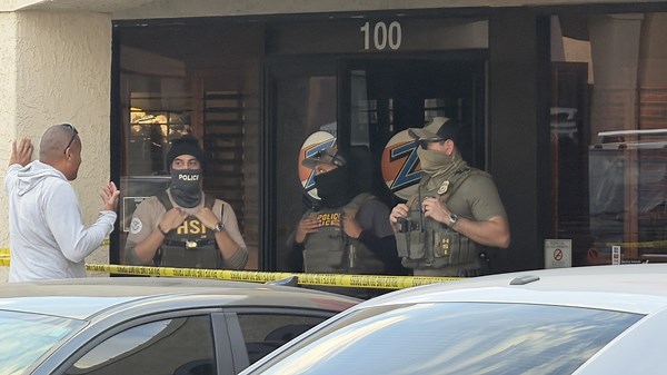 Homeland Security raids Zipps Sports Grill locations across the Valley; several Tempe employees detained