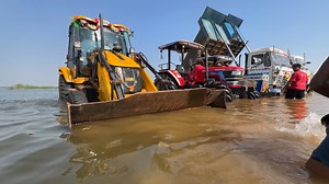Washing JCB 3dx | TATA Signa Tipper | Mahindra | Swaraj | Tata Truck in Village Pond | MD JCB XPERT