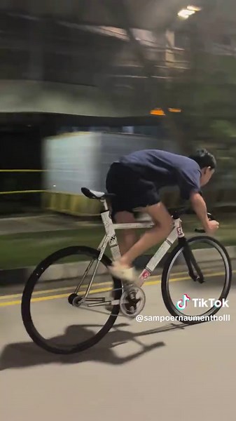 Discover Fixed Gear Cycling in the Philippines