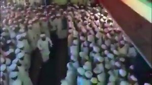 Mientras tanto en la fiesta.. 😁😂 | Pic.Gif