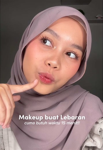 Membalas @✿❥ochaaa detail products : - powder foundation azarine (120 cheese) - blush on instaperfect (05 fleur) - contour palette gogotales (G02) - browcara azarine (02 choco frappe) - eyebrow pencil OMG (dark brown) - concealer LTPro (yellow orange) - mascara instaperfect - Ink gloss liptint dazzle me (R03 Femme Ink) - setting spray prammy