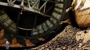 Unterwerfung: Philipp Blom erzählt eine Geschichte der Menschheit