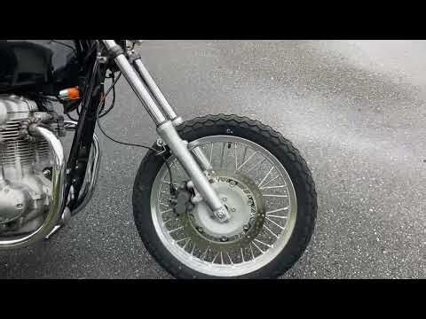 kawasaki W800 カスタム車 始動動画です。