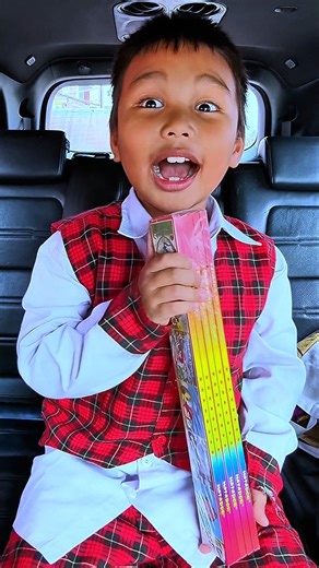 Mama Riska Vlog Anterin Sekolah Incess Squidgame, Rafisqy Nanges Gak Mau Sekolah Beli Kembang Api