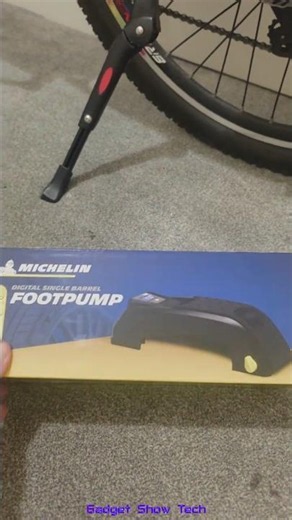 Michelin Digital Foot Pump: Best Car & Bike Tyre Inflator? 🚗🚴‍♂️ #shorts