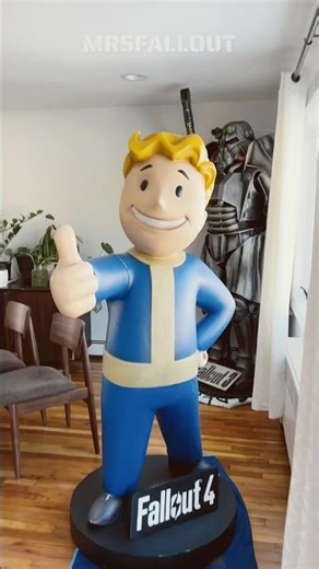 I JUST BOUGHT A LIFE-SIZED FALLOUT STATUE FOR MY COLLECTION!