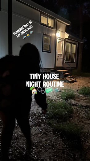 Tiny House night routine ! What do we think about the “ finding his girlfriend” story