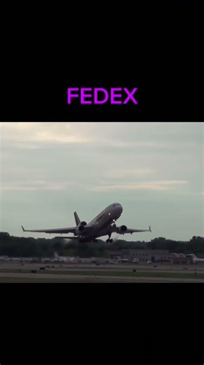 2 aerolíneas, escoge 1 parte 4/10 #aviones #aviacion #md11 #767 #787 #shorts