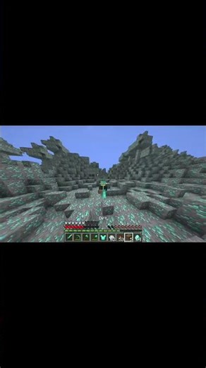 split screen mining speedrun #minecraft #minecraftshorts #challenge #minecraftbuilding #herobrine