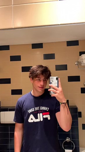 Muito obrigado pelos 800k e espero que esse TikTok ajude um pouco em entender da onde eu sou :) #fyp #miguelfersou