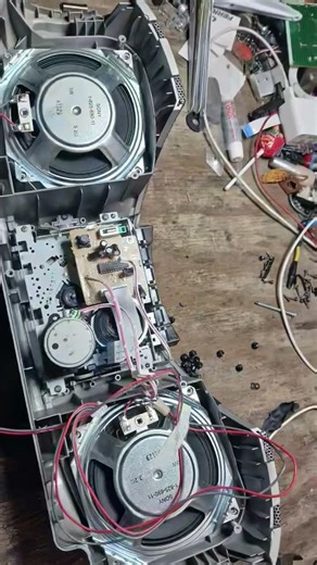 Radio Grabadora Am Fm CD MP3 Sony Mod. CFD RS60CP Quetzalcoatl Electrónics Services 7207380884