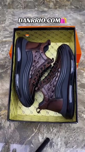 Elevate Your Style with DANRRIO Men's Shoes