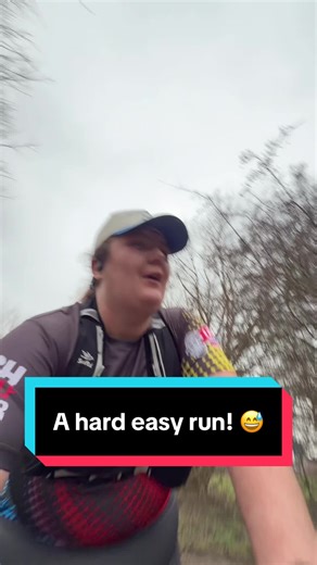 5k easy run was so hard the wind was against me which made it really hard. I honestly don’t know how I’m going to run 21.1k in a few weeks when I’m still struggling with 5k. If you wanna join in the madness I can get you two weeks free if you use my code SLOWRUNNERCHLO on @Runna #fyp #running #runna #slowrunner #motivationtok