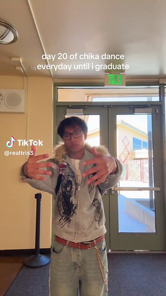 idk how i didnt sweat a drop in this fit td #asian #dance #viral #trending #kawaii